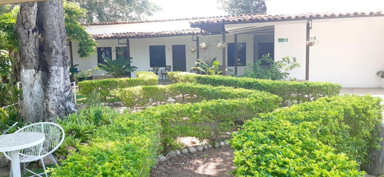 Hotel Jardin De Las Marias Suchitoto ภายนอก รูปภาพ